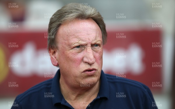 230917 - Sunderland v Cardiff City - Sky Bet Championship - Cardiff City manager Neil Warnock