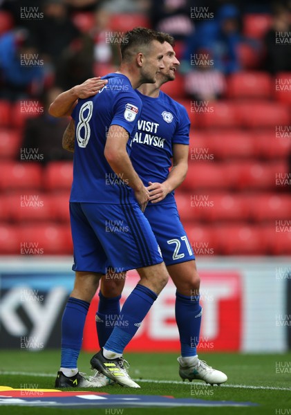 230917 - Sunderland v Cardiff City - Sky Bet Championship - Joe Ralls of Cardiff City celebrates with Craig Bryson after scoring from the penalty spot to make the score 1-2