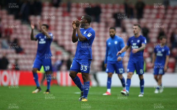 230917 - Sunderland v Cardiff City - Sky Bet Championship - Junior Hoilett of Cardiff City applauds the fans at the final whistle