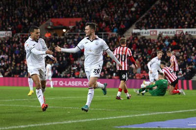 140123 - Sunderland v Swansea City - Sky Bet Championship -  Liam Cullen of Swansea City celebrates after putting his side 2-1 up