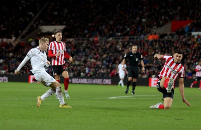 140123 - Sunderland v Swansea City - Sky Bet Championship -  Ollie Cooper of Swansea City scores to put his side 3-1 up