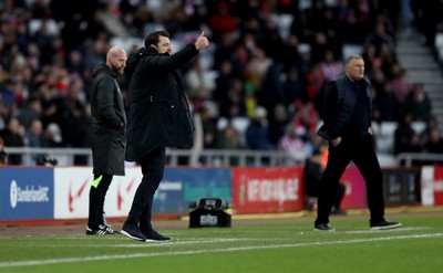 140123 - Sunderland v Swansea City - Sky Bet Championship -  Sunderland head coach Tony Mowbray and Swansea City head coach Russell Martin