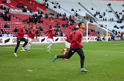 140123 - Sunderland v Swansea City - Sky Bet Championship - Swansea City players warm up