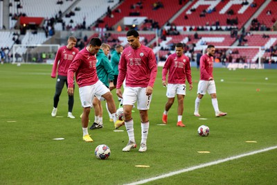 140123 - Sunderland v Swansea City - Sky Bet Championship - Swansea City players warm up