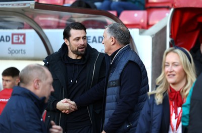 140123 - Sunderland v Swansea City - Sky Bet Championship - Sunderland head coach Tony Mowbray and Swansea City head coach Russell Martin