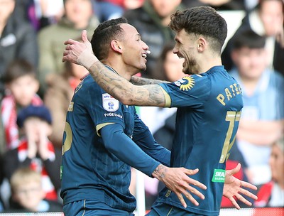 240224 - Sunderland v Swansea City - Sky Bet Championship - Ronald of Swansea celebrates scoring his 2nd goal with Jamie Paterson of Swansea