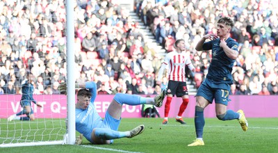 240224 - Sunderland v Swansea City - Sky Bet Championship - Przemysław Placheta of Swansea reacts to missing an easy shot