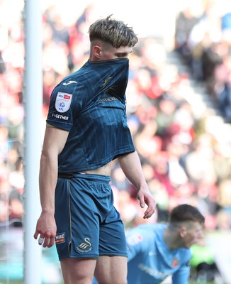 240224 - Sunderland v Swansea City - Sky Bet Championship - Przemysław Placheta of Swansea reacts to missing an easy shot