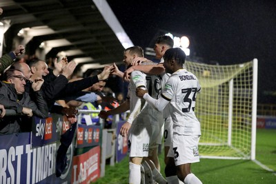 010124 - Sutton United v Newport County - Sky Bet League 2 - Shane McLoughlin of Newport County scores and celebrates