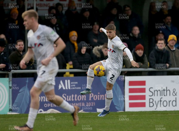 010124 - Sutton United v Newport County - Sky Bet League 2 - Lewis Payne of Newport County 