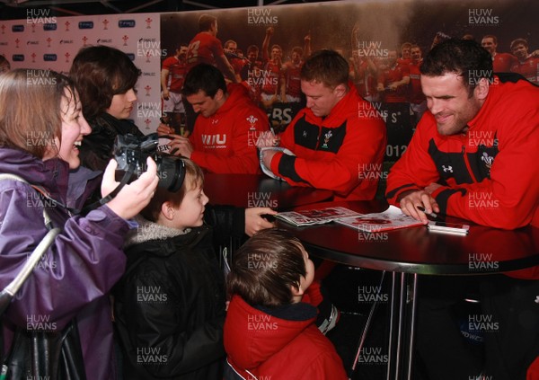 070512  Swalec Cup Finals Day -Sam Warburton, Lloyd Burns and Jamie Roberts meet young fans