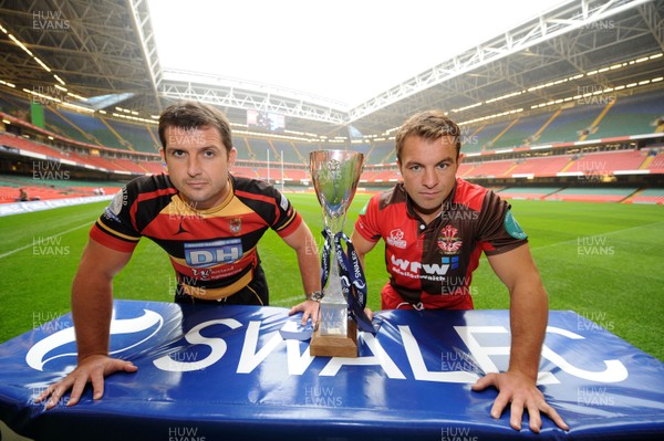 06.05.10 - SWALEC Finals Photocall - Tristan Davies of Carmarthen Quins and Craig Hawkins of Llanelli ahead of their Swalec Cup Final match on Saturday. 