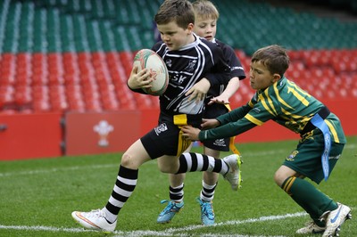 030515 - SSE SWALEC Finals Day TAG Match Bridgend Athletic v Pontypridd