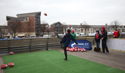 120212 - Wales v Scotland, RBS 6 Nations - SWALEC kick competition