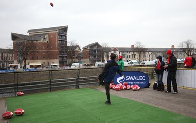 120212 - Wales v Scotland, RBS 6 Nations - SWALEC kick competition