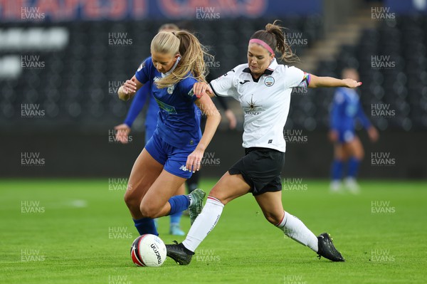 041222 - Swansea City Ladies v Cardiff City Women, Genero Adran Premier League - Rhianne Oakley of Cardiff City Women is challenged by Emma Beynon of Swansea City Ladies