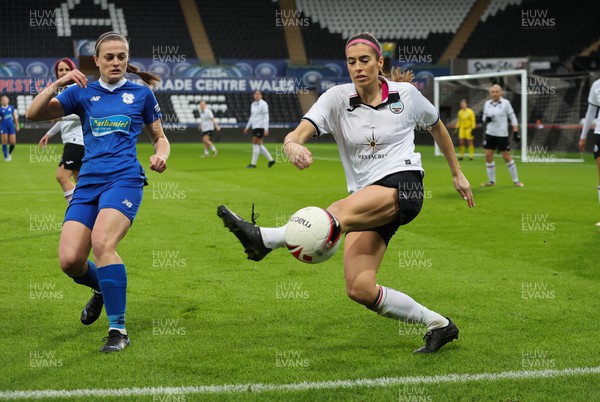 041222 - Swansea City Ladies v Cardiff City Women, Genero Adran Premier League - Katy Hosford of Swansea City Ladies tries to clear the ball