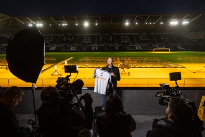 050124 - Picture shows Swansea City�s new Manager Luke Williams at the Liberty Stadium