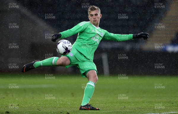 010518 - Swansea City U19s v Cardiff City U19s - FAW Youth Cup Final - George Ratcliffe of Cardiff