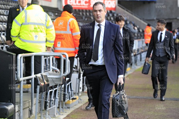 251117 - Swansea City v AFC Bournemouth, Premier League - Swansea City Manager Paul Clement arrives before the match
