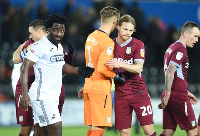 261218 - Swansea City v Aston Villa - SkyBet Championship - Wilfried Bony of Swansea City looks dejected at the end of the game