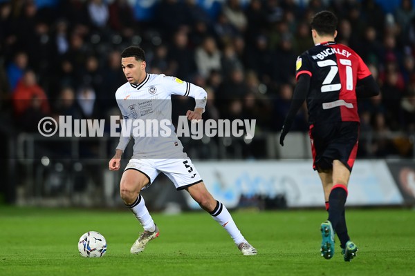050222 - Swansea City v Blackburn Rovers - Sky Bet Championship - Ben Cabango of Swansea City in action 