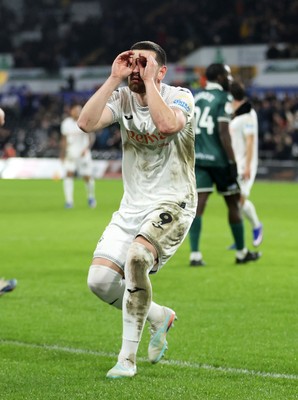 200126 - Swansea City v Blackburn Rovers - SkyBet Championship - Zan Vipotnik of Swansea City celebrates scoring a goal