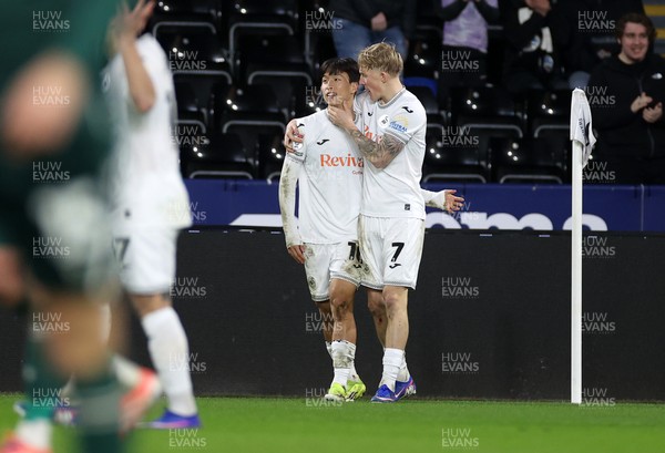 200126 - Swansea City v Blackburn Rovers - SkyBet Championship - Eom Ji-Sung of Swansea City celebrates scoring a goal