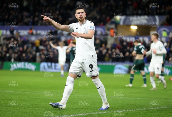 200126 - Swansea City v Blackburn Rovers - SkyBet Championship - Zan Vipotnik of Swansea City celebrates scoring a goal