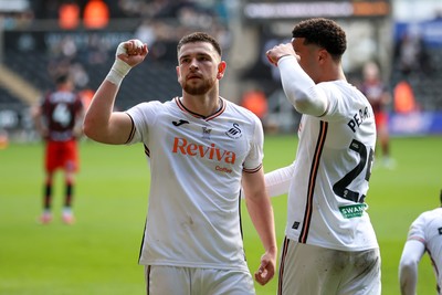 220225 - Swansea City v Blackburn Rovers - Sky Bet Championship - Zan Vipotnik of Swansea City celebrates after scoring 