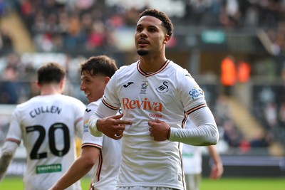 220225 - Swansea City v Blackburn Rovers - Sky Bet Championship - Myles Peart-Harris of Swansea City celebrates after scoring