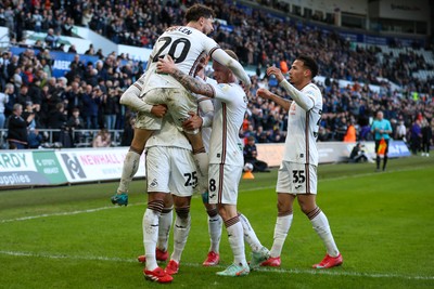 220225 - Swansea City v Blackburn Rovers - Sky Bet Championship - Liam Cullen of Swansea City celebrates after scoring