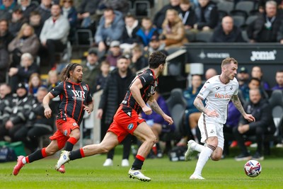 220225 - Swansea City v Blackburn Rovers - Sky Bet Championship - Lewis O'Brien of Swansea City