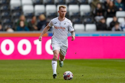 220225 - Swansea City v Blackburn Rovers - Sky Bet Championship - Lewis O'Brien of Swansea City