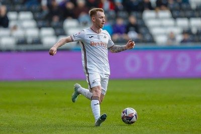 220225 - Swansea City v Blackburn Rovers - Sky Bet Championship - Lewis O'Brien of Swansea City