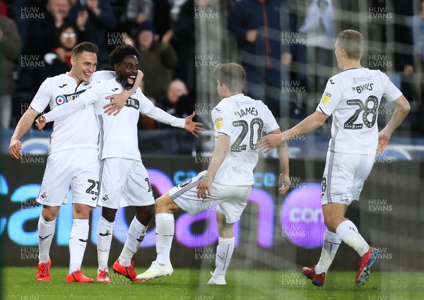 020419 - Swansea City v Brenford, Sky Bet Championship - Nathan Dyer of Swansea City celebrates after scoring goal in the first minute of the match