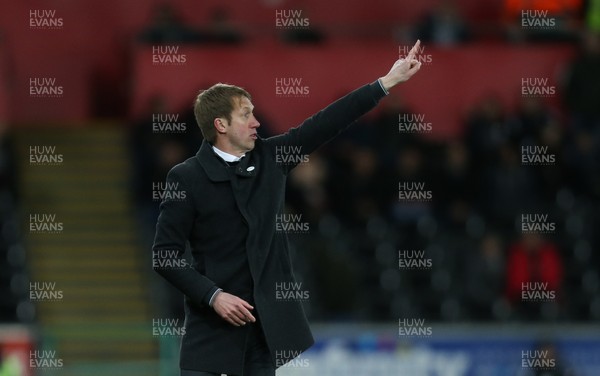 020419 - Swansea City v Brenford, Sky Bet Championship - Swansea City manager Graham Potter during the match