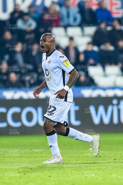 221019 - Swansea City v Brentford, Sky Bet Championship - Andre Ayew of Swansea City reacts 