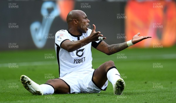 260720 - Swansea City v Brentford - EFL SkyBet Championship Play-Off - Andre Ayew of Swansea City reacts