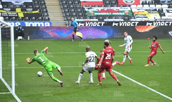 180720 - Swansea City v Bristol City - SkyBet Championship - Connor Roberts of Swansea City scores goal