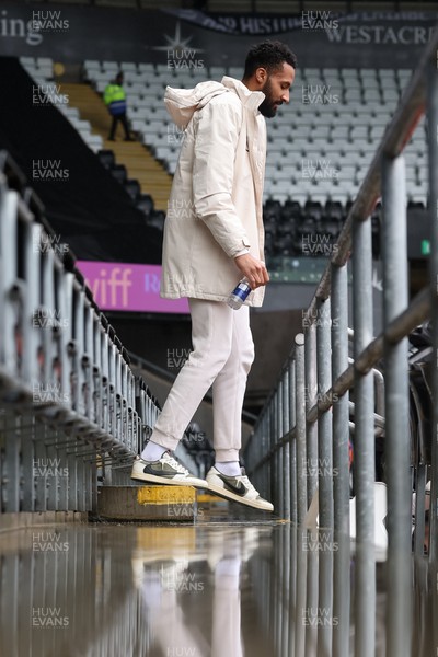 210226 - Swansea City v Bristol City - Sky Bet Championship - Lawrence Ian Vigouroux of Swansea City arrives