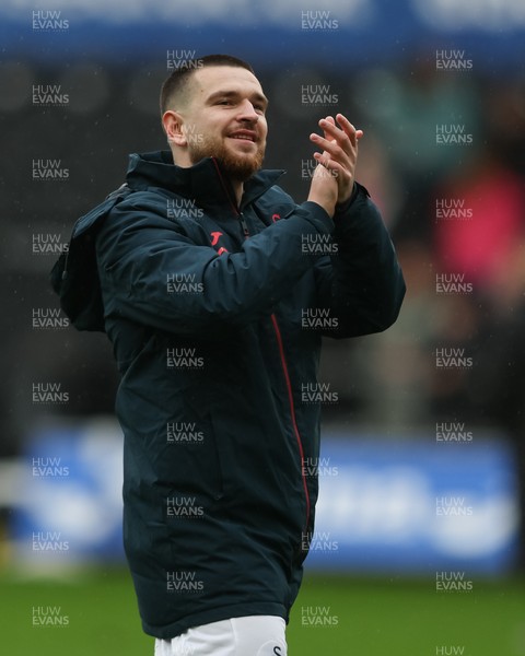 210226 - Swansea City v Bristol City - Sky Bet Championship - Zan Vipotnik of Swansea City applauds the fans at full-time