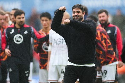 120926 Swansea City v Burnley, EFL Sky Bet Championship - Swansea City head coach Vitor Matos celebrates at the end of the match