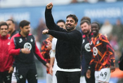 120926 Swansea City v Burnley, EFL Sky Bet Championship - Swansea City head coach Vitor Matos celebrates at the end of the match