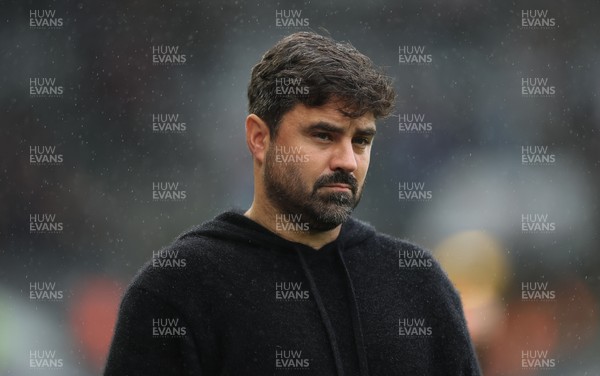 120926 Swansea City v Burnley, EFL Sky Bet Championship -  Swansea City head coach Vitor Matos during the match