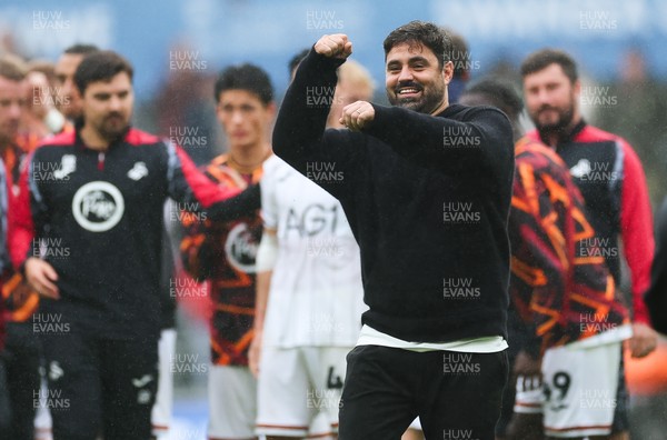 120926 Swansea City v Burnley, EFL Sky Bet Championship - Swansea City head coach Vitor Matos celebrates at the end of the match