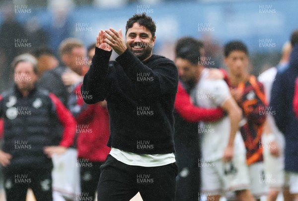 120926 Swansea City v Burnley, EFL Sky Bet Championship - Swansea City head coach Vitor Matos celebrates at the end of the match