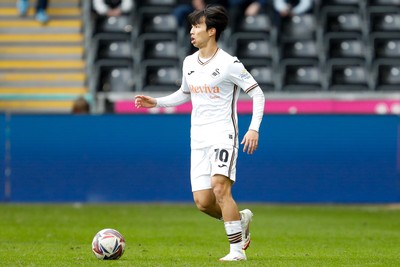 150325 - Swansea City v Burnley - Sky Bet Championship - Ji-sung Eom of Swansea City