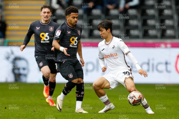 150325 - Swansea City v Burnley - Sky Bet Championship - Ji-sung Eom of Swansea City