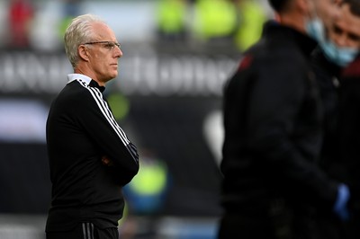 171021 - Swansea City v Cardiff City - Sky Bet Championship - Mick McCarthy Manager of Cardiff City 